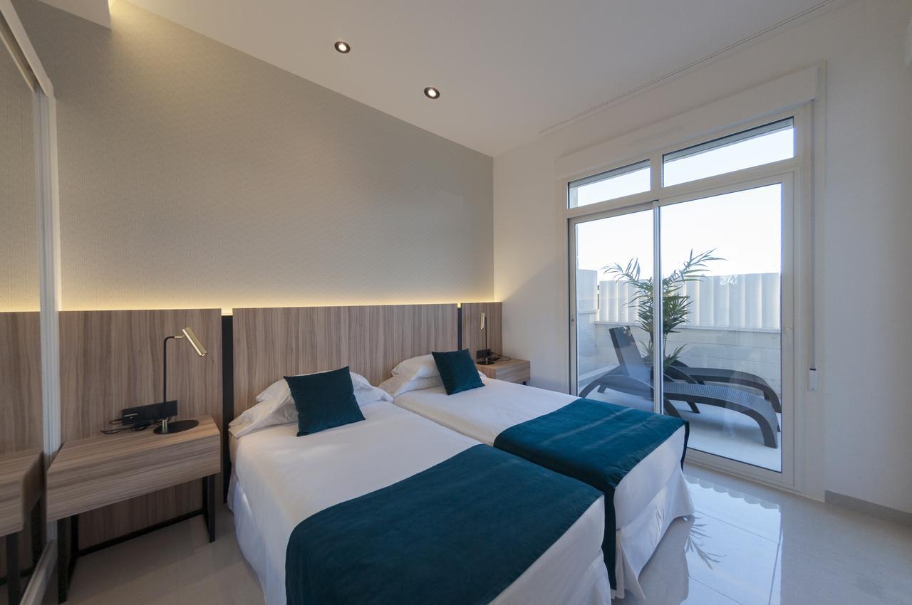 Apartamentos La Laguna I Luxury Apartments グアルダマル・デル・セグラ エクステリア 写真