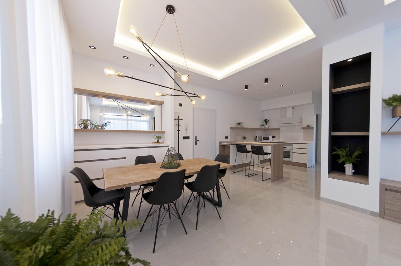 Apartamentos La Laguna I Luxury Apartments グアルダマル・デル・セグラ エクステリア 写真