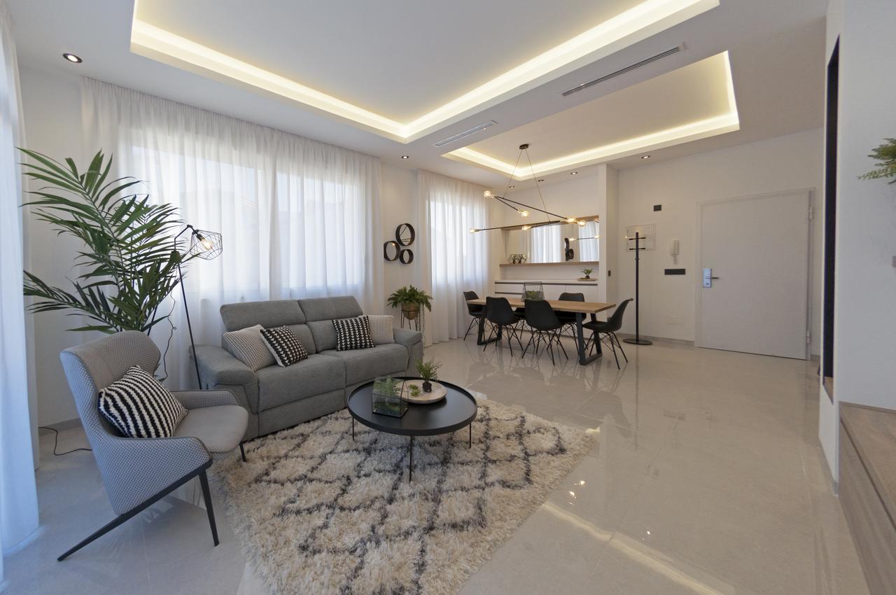 Apartamentos La Laguna I Luxury Apartments グアルダマル・デル・セグラ エクステリア 写真