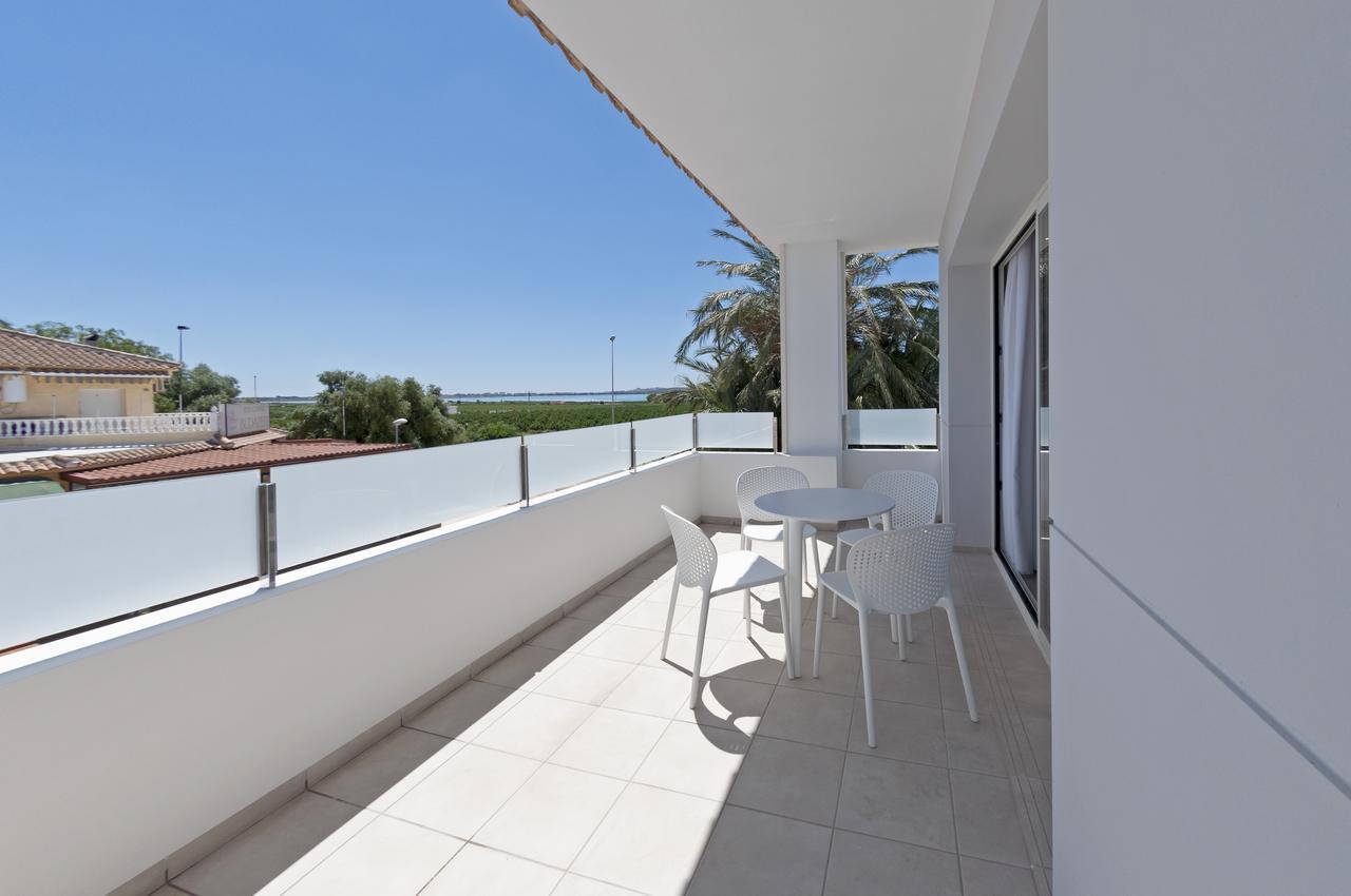 Apartamentos La Laguna I Luxury Apartments グアルダマル・デル・セグラ エクステリア 写真