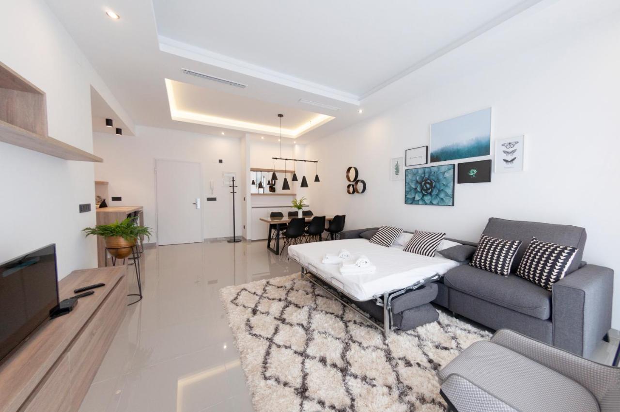 Apartamentos La Laguna I Luxury Apartments グアルダマル・デル・セグラ エクステリア 写真