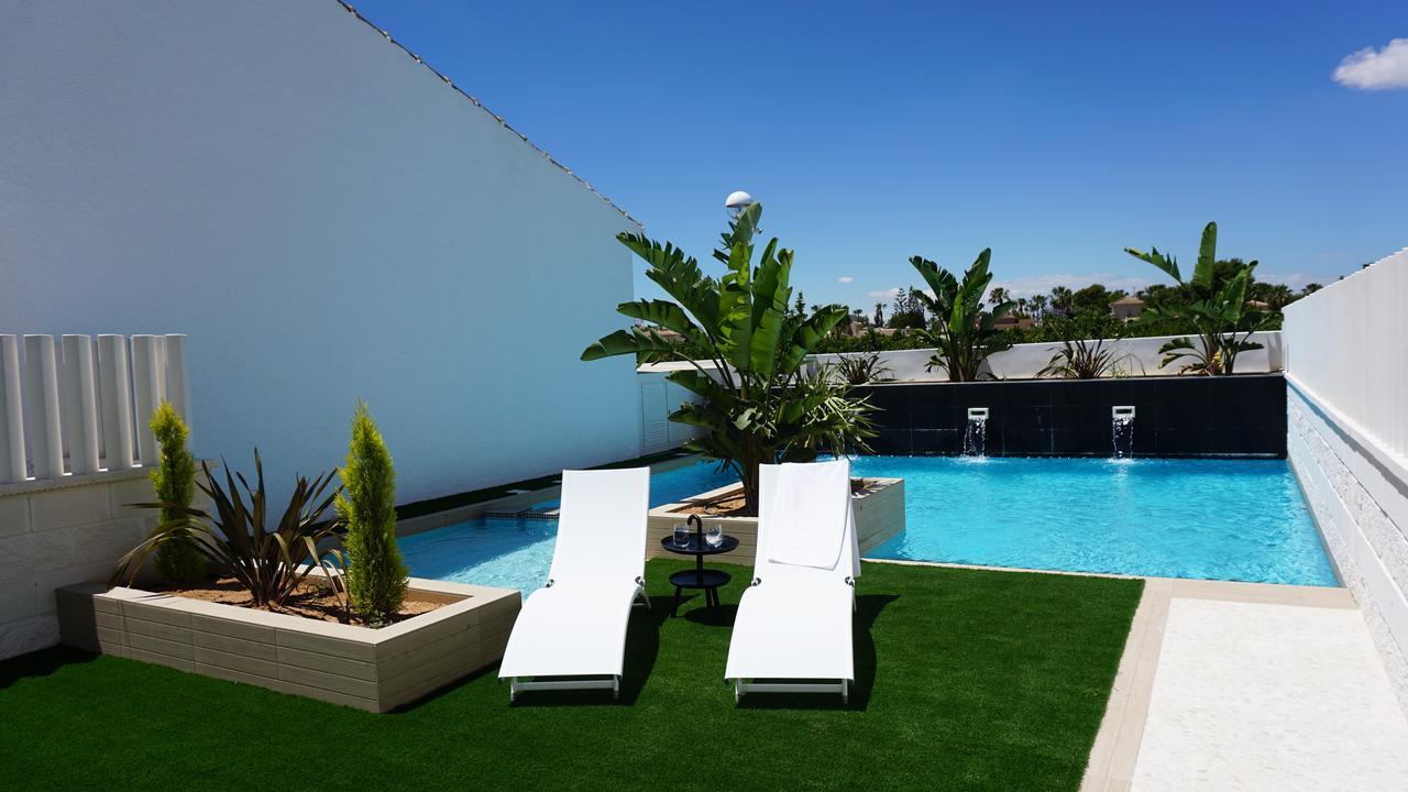 Apartamentos La Laguna I Luxury Apartments グアルダマル・デル・セグラ エクステリア 写真